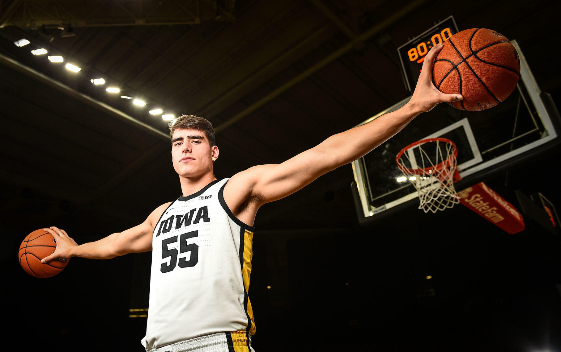 100919-qct-spt-iowa-hoops-media-022a.JPG